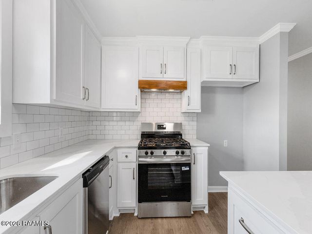 1311 Dillard Street, New Iberia, LA 70560