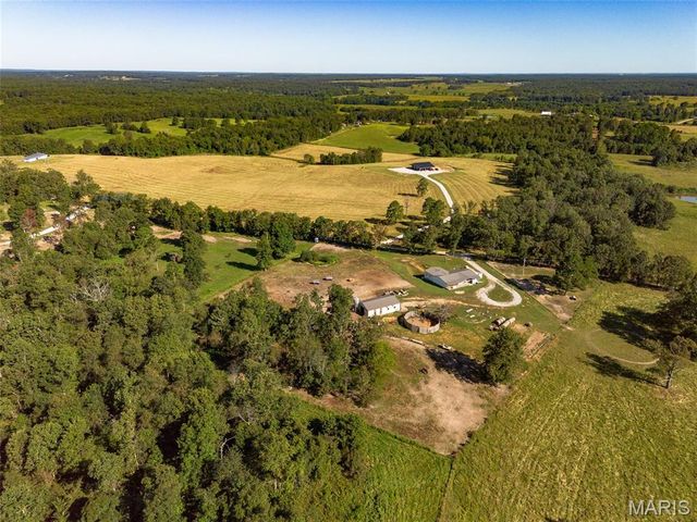 1206 Roark Drive, Summersville, MO 65571