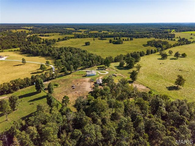 1206 Roark Drive, Summersville, MO 65571