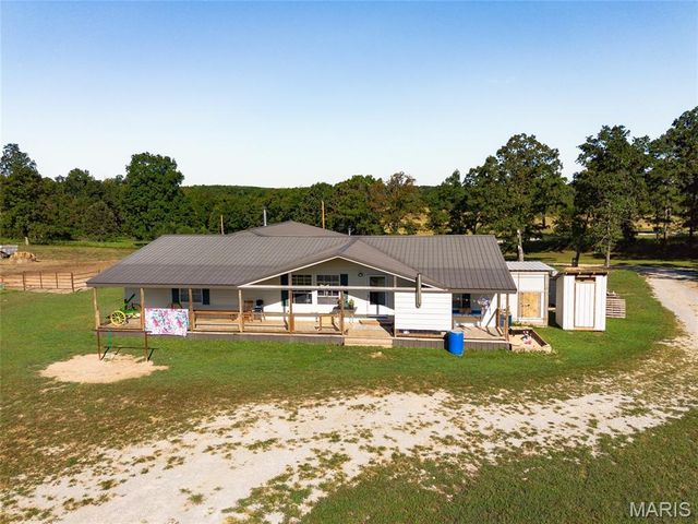 1206 Roark Drive, Summersville, MO 65571