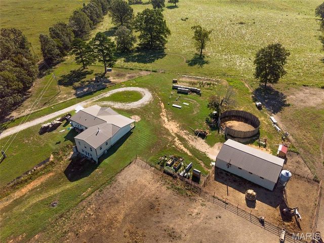 1206 Roark Drive, Summersville, MO 65571