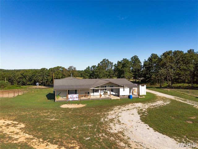 1206 Roark Drive, Summersville, MO 65571