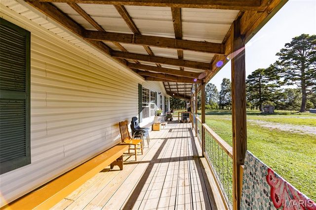 1206 Roark Drive, Summersville, MO 65571