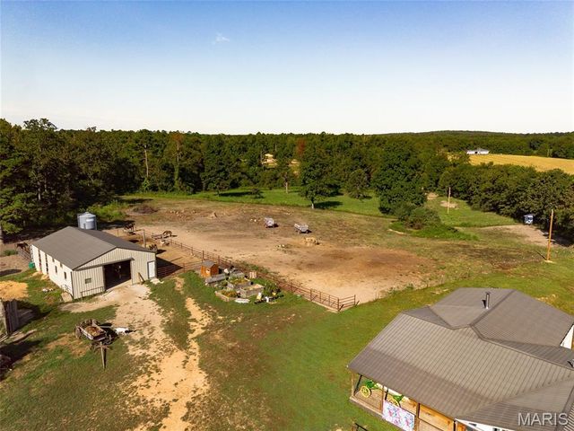 1206 Roark Drive, Summersville, MO 65571