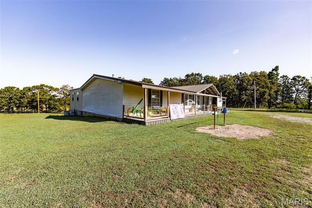 1206 Roark Drive, Summersville, MO 65571