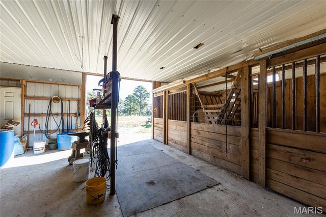 1206 Roark Drive, Summersville, MO 65571