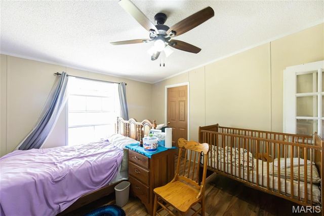 1206 Roark Drive, Summersville, MO 65571