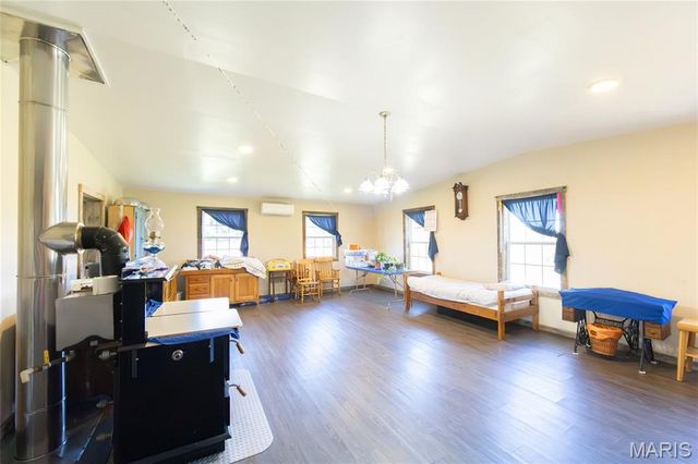 1206 Roark Drive, Summersville, MO 65571