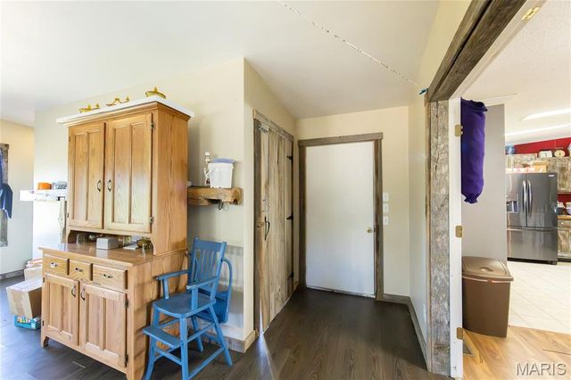 1206 Roark Drive, Summersville, MO 65571