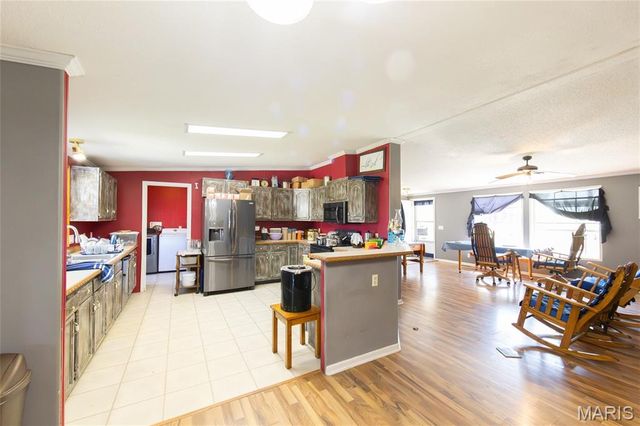 1206 Roark Drive, Summersville, MO 65571