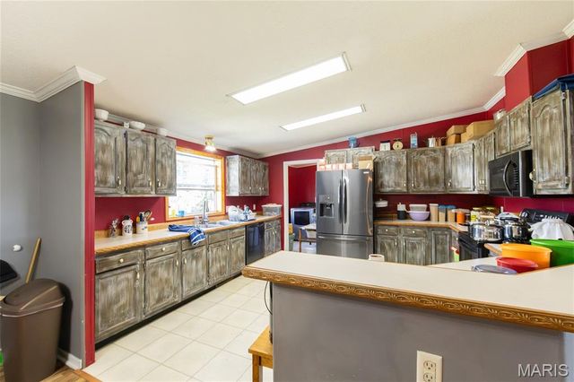 1206 Roark Drive, Summersville, MO 65571