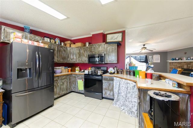 1206 Roark Drive, Summersville, MO 65571