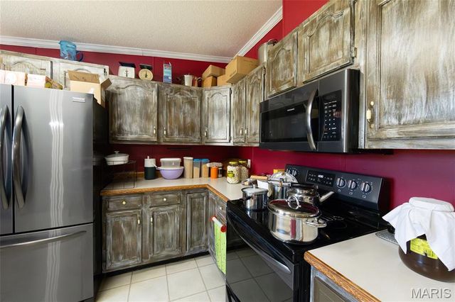 1206 Roark Drive, Summersville, MO 65571