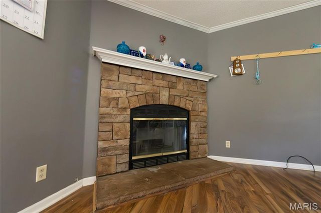 1206 Roark Drive, Summersville, MO 65571