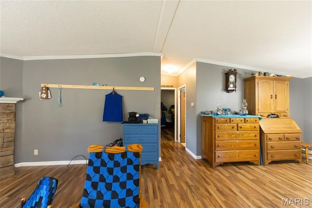 1206 Roark Drive, Summersville, MO 65571