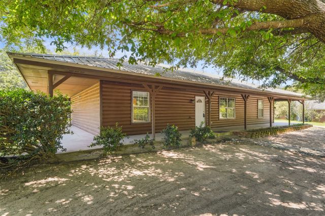 1112 Caprice Drive, Grand Saline, TX 75140