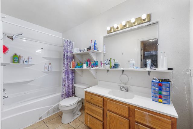 1112 Caprice Drive, Grand Saline, TX 75140