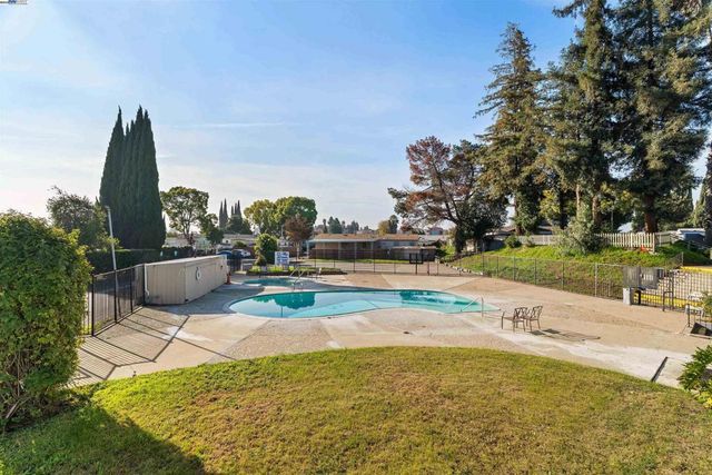 900 Golden Wheel Park Dr, San Jose, CA 95112