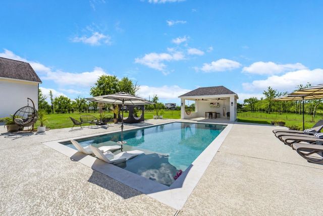 3103 Brundrett Road, Wallis, TX 77485