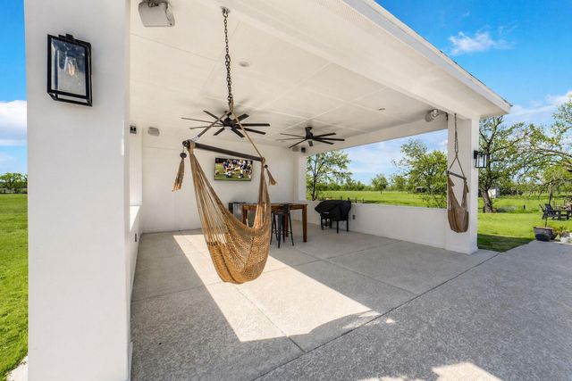3103 Brundrett Road, Wallis, TX 77485