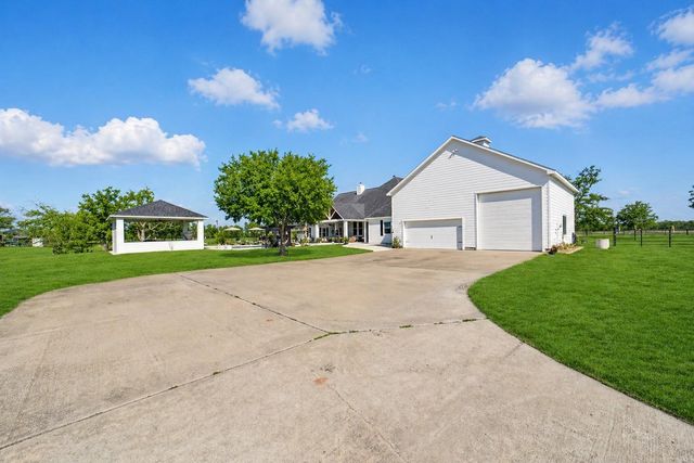 3103 Brundrett Road, Wallis, TX 77485