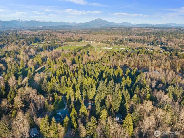 6504 137th Drive NE, Lake Stevens, WA 98258