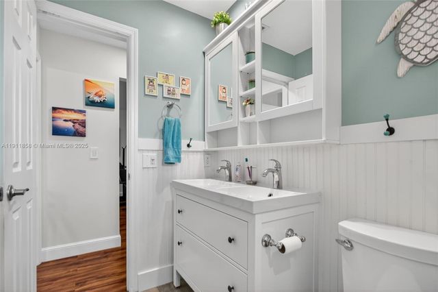 701 NW 41st Ter, Deerfield Beach, FL 33442