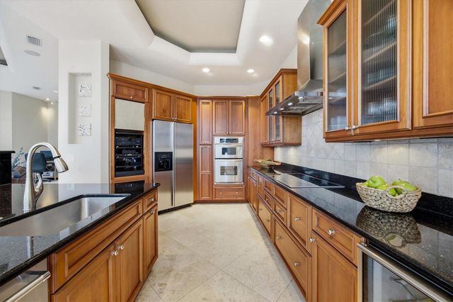 761 NORTON STREET, Longboat Key, FL 34228