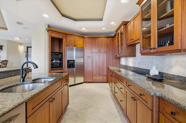 761 NORTON STREET, Longboat Key, FL 34228