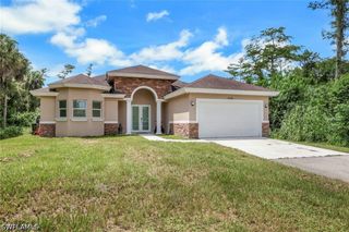 2530 22nd AVE NE, Naples, FL 34120