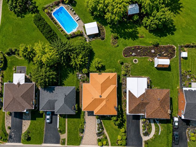 719 Locust St, Hempfield Twp, PA 15601