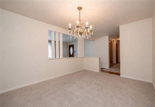 719 Locust St, Hempfield Twp, PA 15601