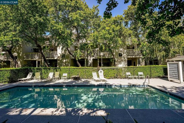 1304 Walden Rd 248, Walnut Creek, CA 94597