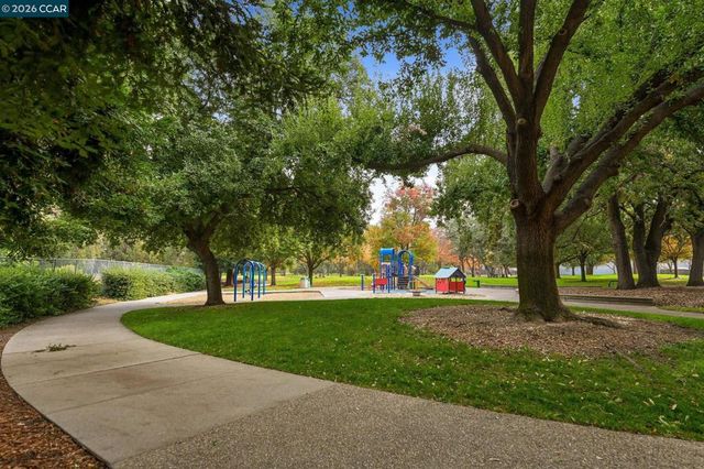 1304 Walden Rd 248, Walnut Creek, CA 94597