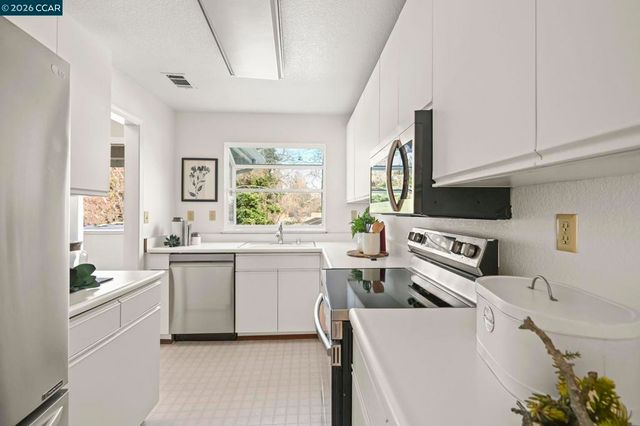 1304 Walden Rd 248, Walnut Creek, CA 94597