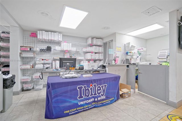 2924 W Flagler St, Miami, FL 33135