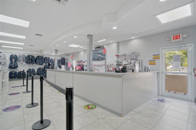 2924 W Flagler St, Miami, FL 33135