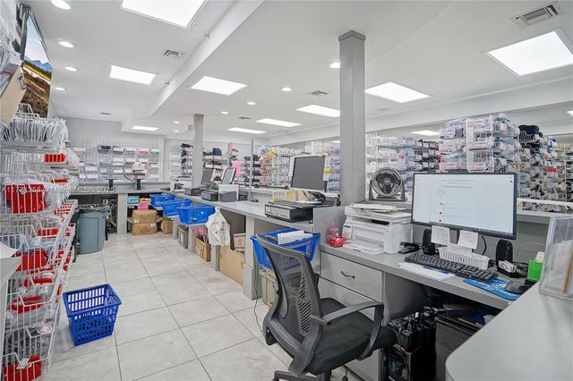 2924 W Flagler St, Miami, FL 33135