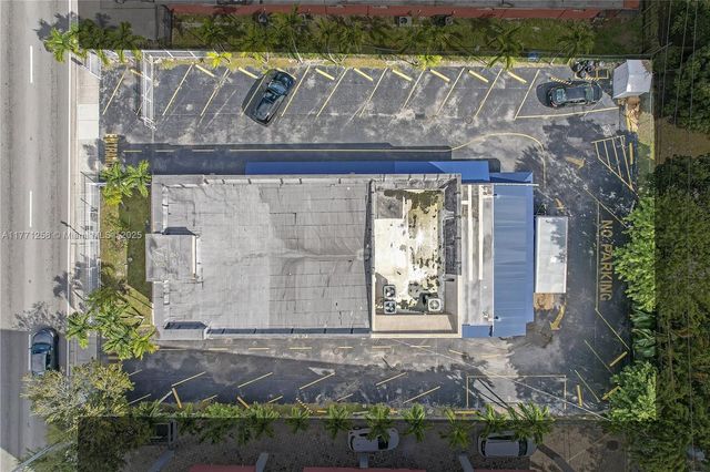 2924 W Flagler St, Miami, FL 33135