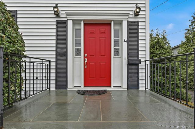 34 Fairview Street, Huntington, NY 11743