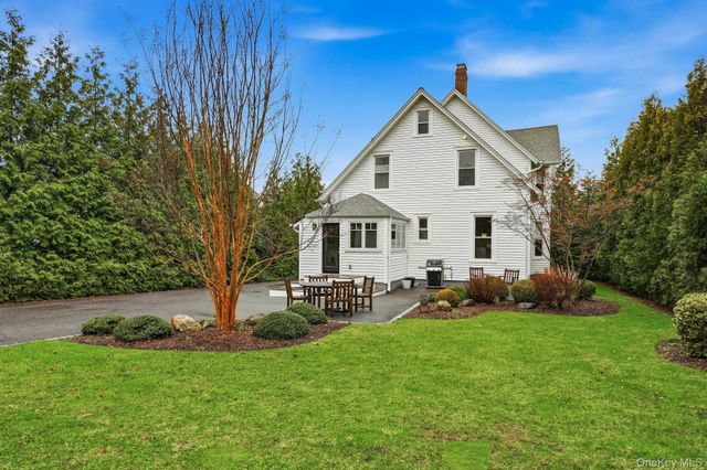 34 Fairview Street, Huntington, NY 11743