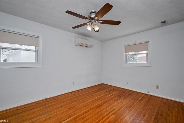 8200 Mona AVE, Norfolk, VA 23518