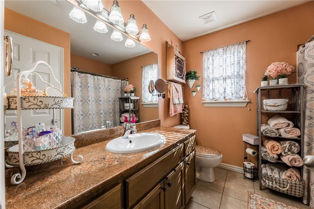 11160 Waterleaf Lane, Farmington, AR 72730