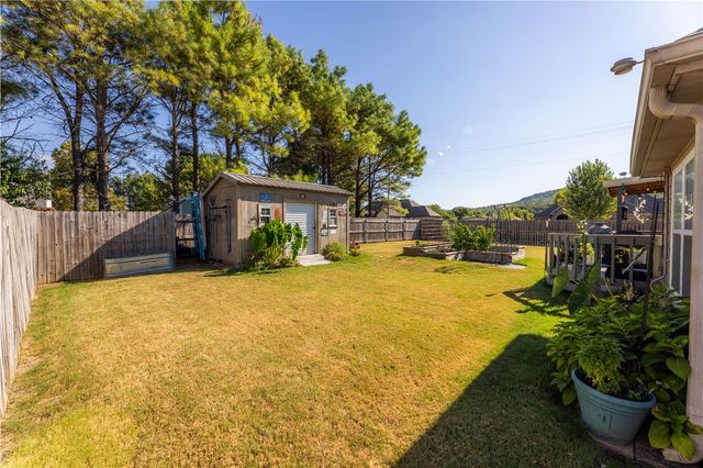 11160 Waterleaf Lane, Farmington, AR 72730