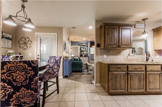 11160 Waterleaf Lane, Farmington, AR 72730