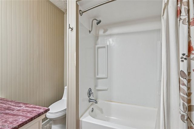 3932 S Main Street, Akron, OH 44319