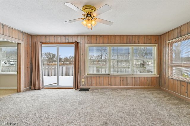 3932 S Main Street, Akron, OH 44319