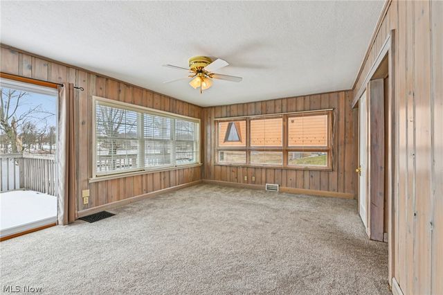 3932 S Main Street, Akron, OH 44319