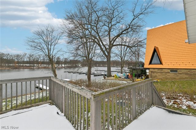 3932 S Main Street, Akron, OH 44319