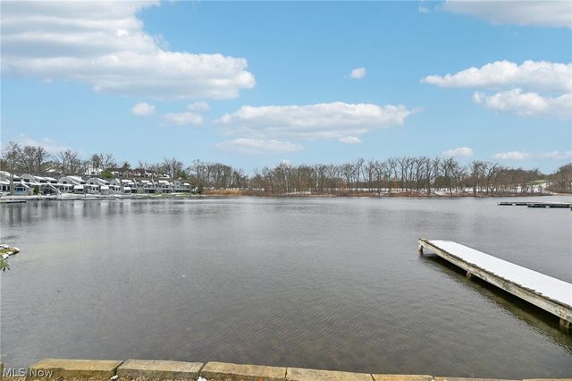 3932 S Main Street, Akron, OH 44319